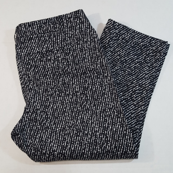 7th Ave Suiting Collection Capri Pants Size 10 - Picture 4 of 8